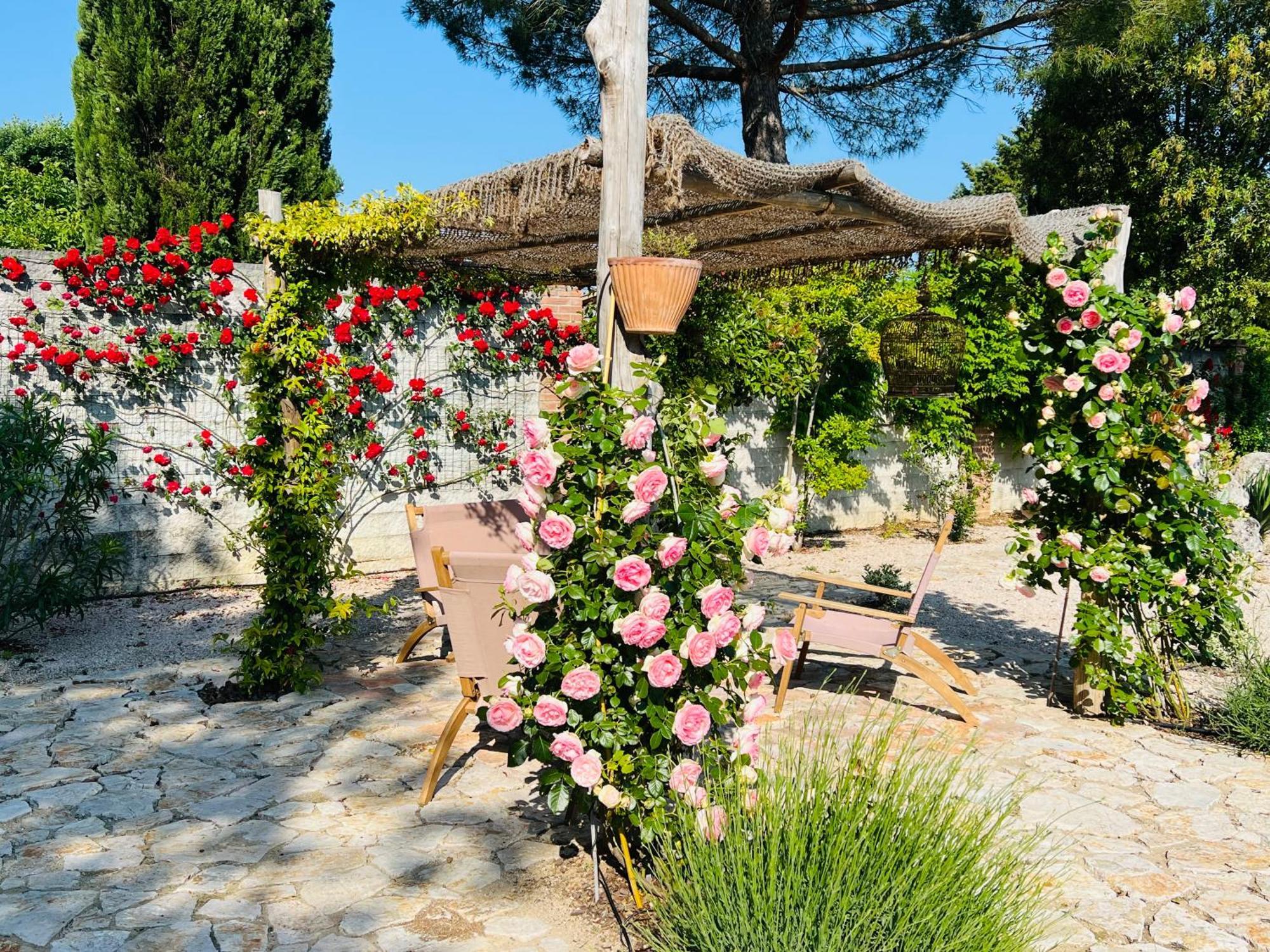 Le Case Di Lisetta Holiday Homes Corciano Exterior photo