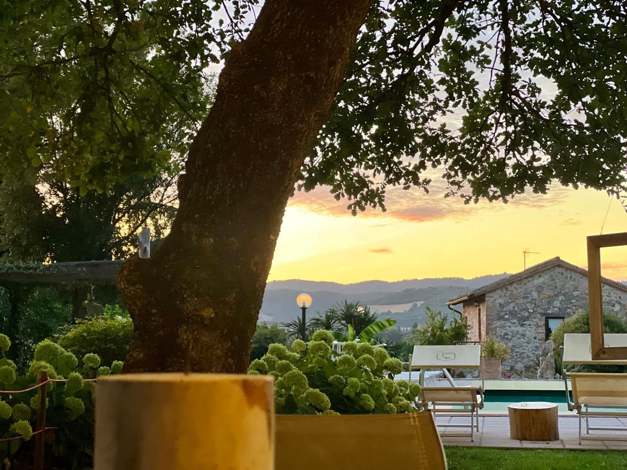Le Case Di Lisetta Holiday Homes Corciano Exterior photo